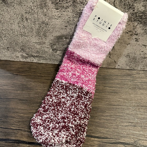 POINTE STUDIO POST WORKOUT ALOE INFUSED COZY SOCK - Picture 3 of 3